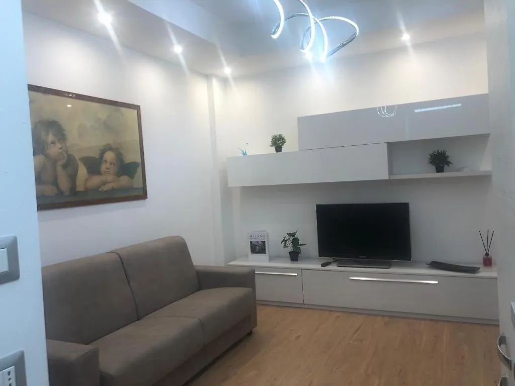 Apartment N&Ghomesweethome Raffaelloelegante Appartamento Ideale Casa Vacanze Affari Milan