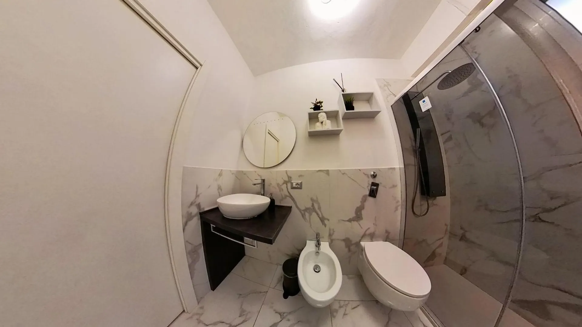 Apartment N&Ghomesweethome Raffaelloelegante Appartamento Ideale Casa Vacanze Affari Milan Italy